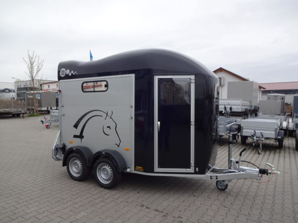 Cheval Liberte Gold 3 Sattelkammer Pullmann 2 Fahrwerk 2600kg Tempo 100