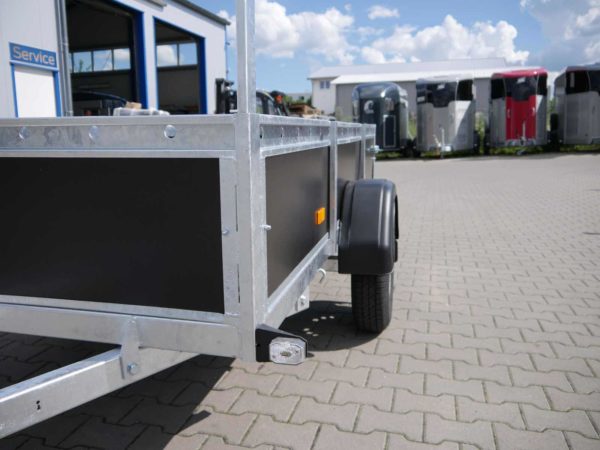 leichter und sehr stabiler ungebremster Hapert Anhänger