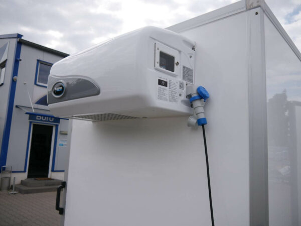 Hapert Sapphire L-2 Kühlanhänger 3,00x1,50x1,80m 2700kg mit Zubehör – Bild 5