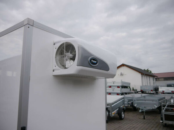 Hapert Sapphire L-2 Kühlanhänger 3,00x1,50x1,80m 2700kg mit Zubehör – Bild 7