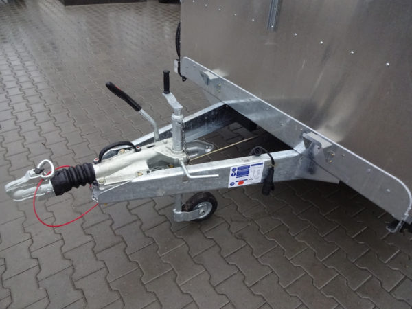 Ifor Williams TA510G 12x7 3,74x1,75x2,12m 3500kg +Rampetür +Windspoiler +Quertrennung – Bild 7