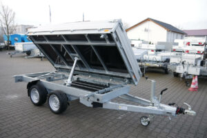 Saris K3 3,06x1,70x0,30m 2700kg Dreiseitenkipper elektrisch Nothandpumpe