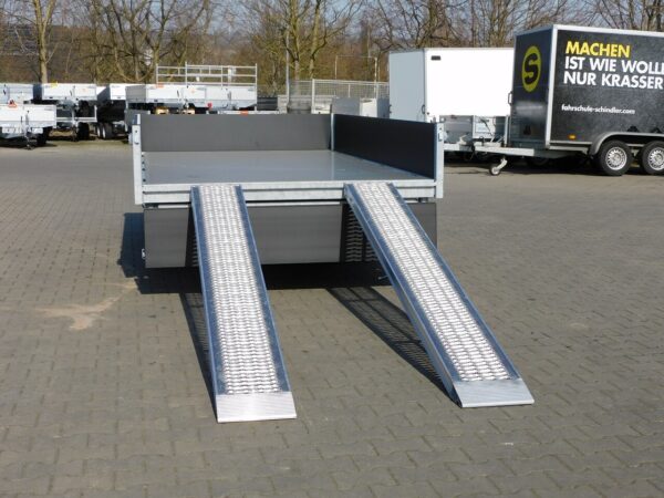 Saris K3 HD Heavy Duty 3,56x1,84x0,35m 3500kg Dreiseitenkipper elektrisch Blattfederung Auffahrpaket Nothandpumpe Black Edition LED Beleuchtung verstärktes Stützrad – Bild 14
