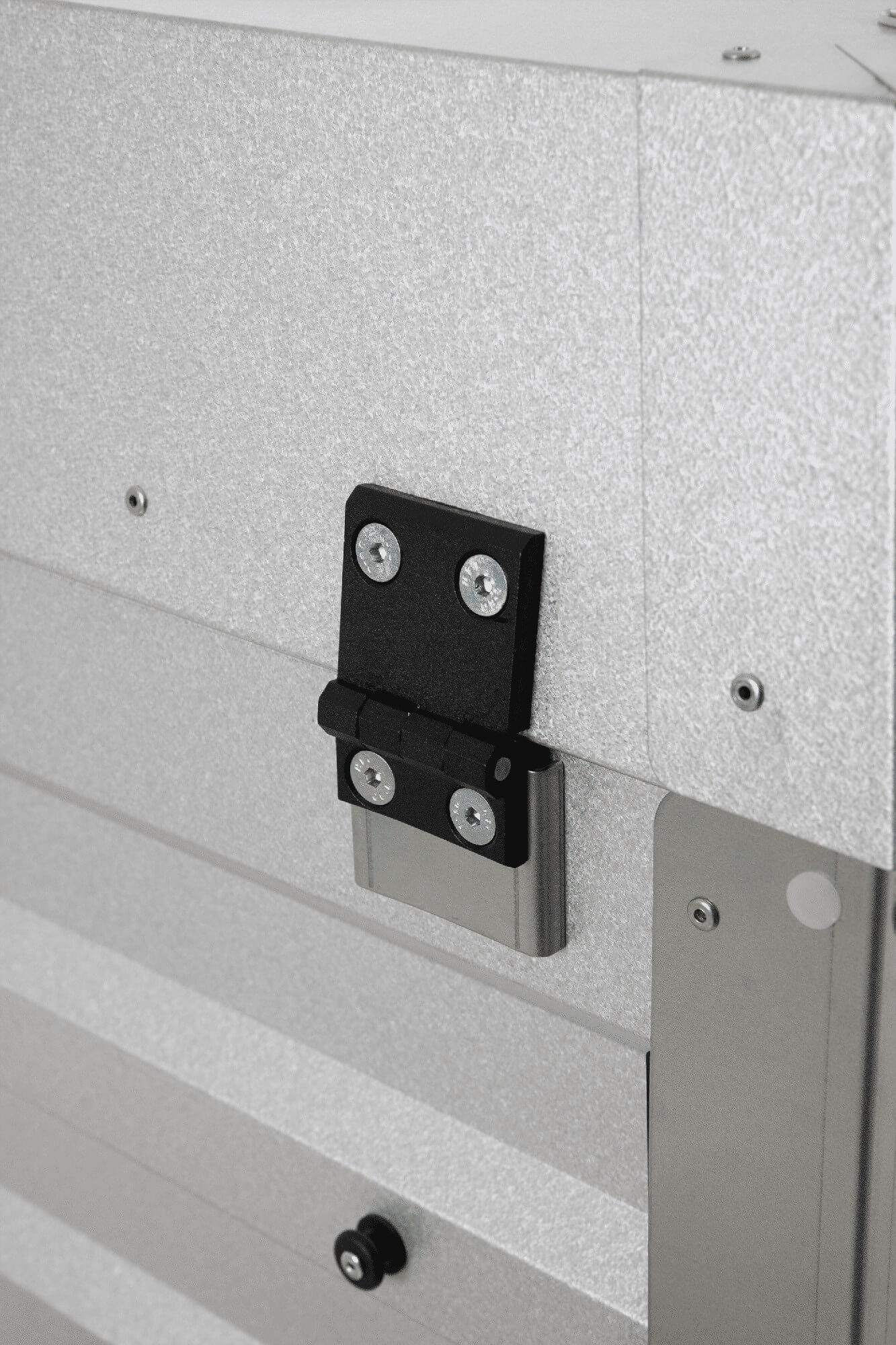 Stema Deckelanhänger 2,01x1,08m 850kg gebremst mit Reling – Bild 10