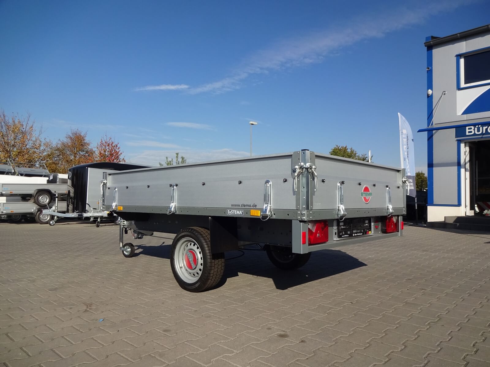 Pkwanhänger STEMA SyStema 1300kg gebremst 301x153x35cm 100km/h