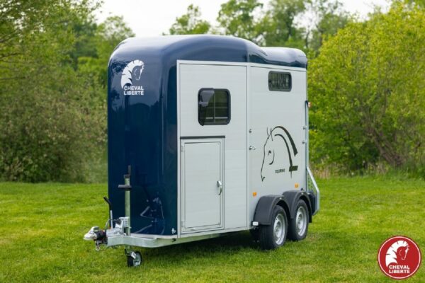 Cheval Liberte Touring Jumping V1 Sattelkammer Pullmann 2 Fahrwerk 2600kg Tempo 100