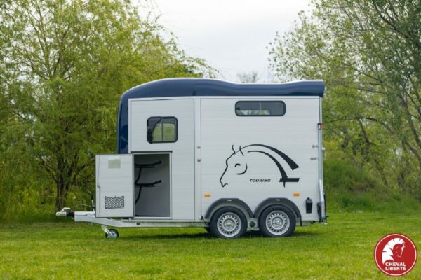 Cheval Liberte Touring Jumping V1 Sattelkammer Pullmann 2 Fahrwerk 2600kg Tempo 100 – Bild 4