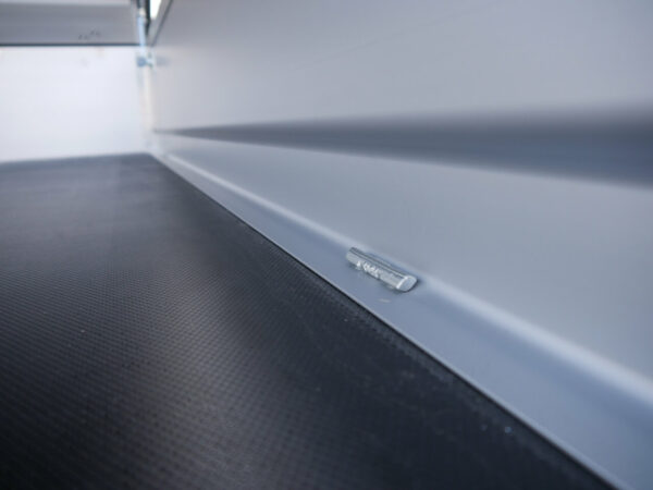 Saris McAlu Deckelanhänger 2,05x1,33x0,50m 750kg zwei Dachgepäckträger – Bild 14