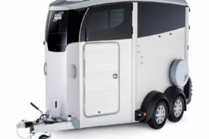 Ifor Williams HBX 511 Sattelkammer